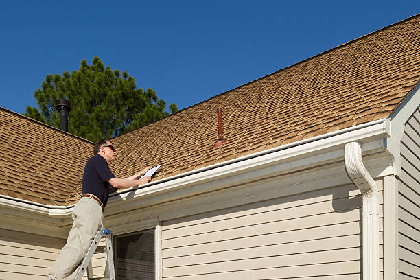 Best Roof Moss and Algae Removal  in Santa Rosa, CA